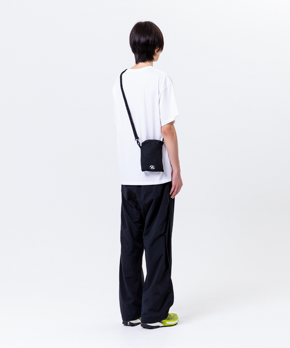 suspenders skirt/pants model image-S4L106