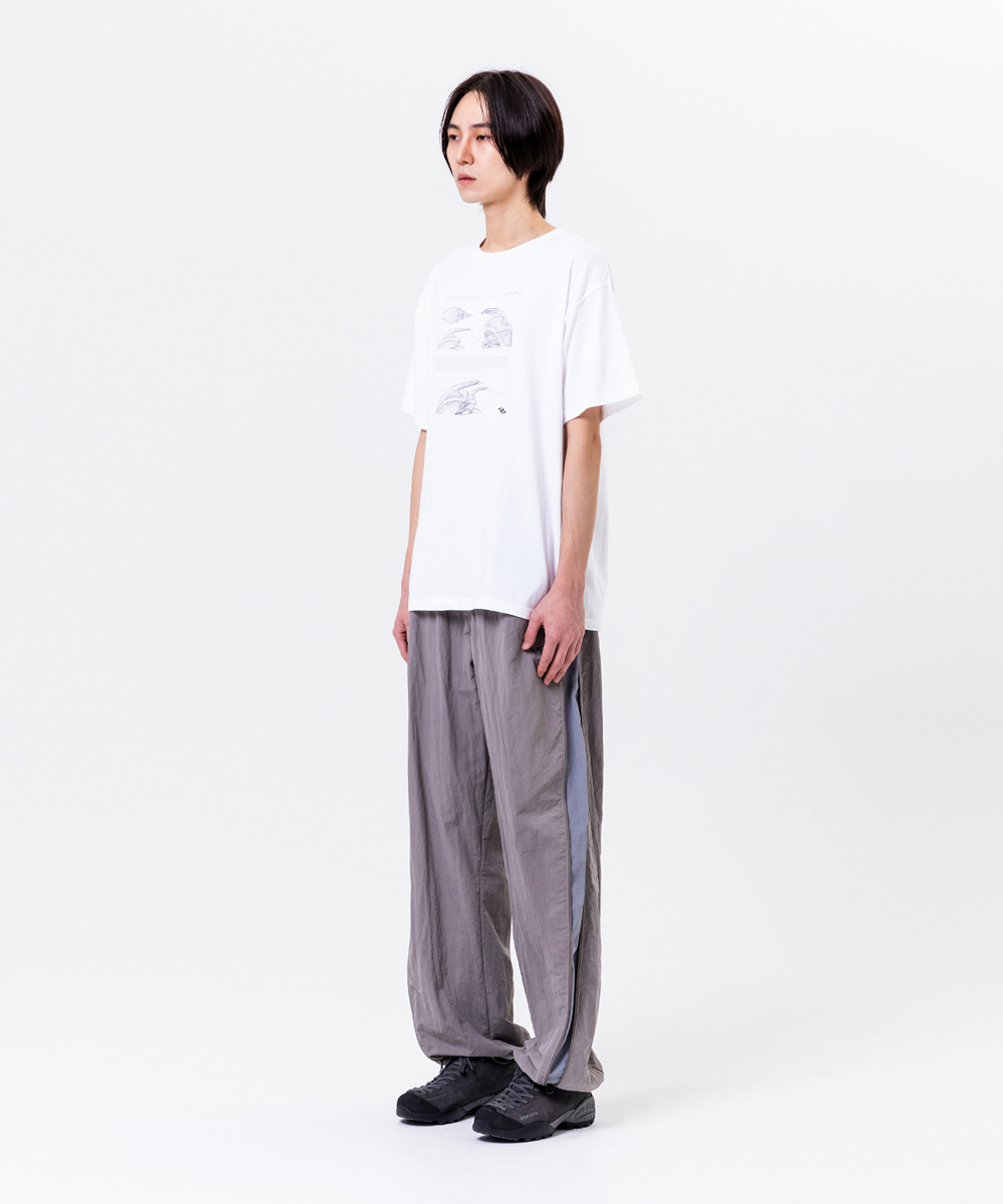 suspenders skirt/pants model image-S4L65