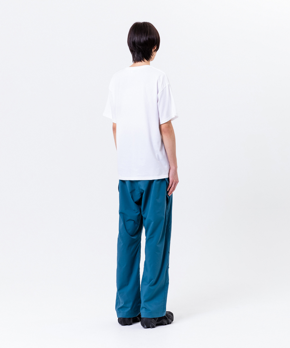 suspenders skirt/pants model image-S4L82