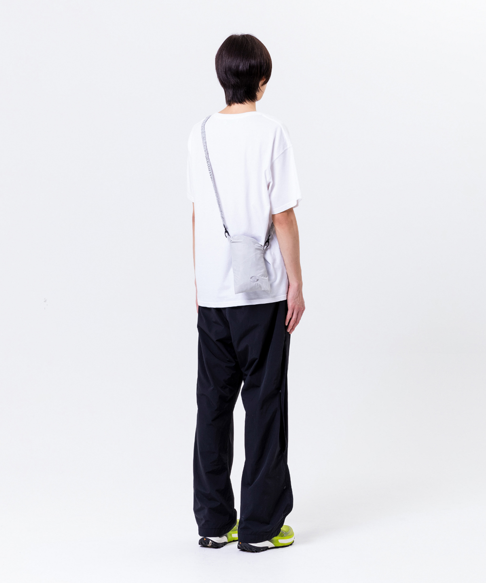 suspenders skirt/pants model image-S4L107